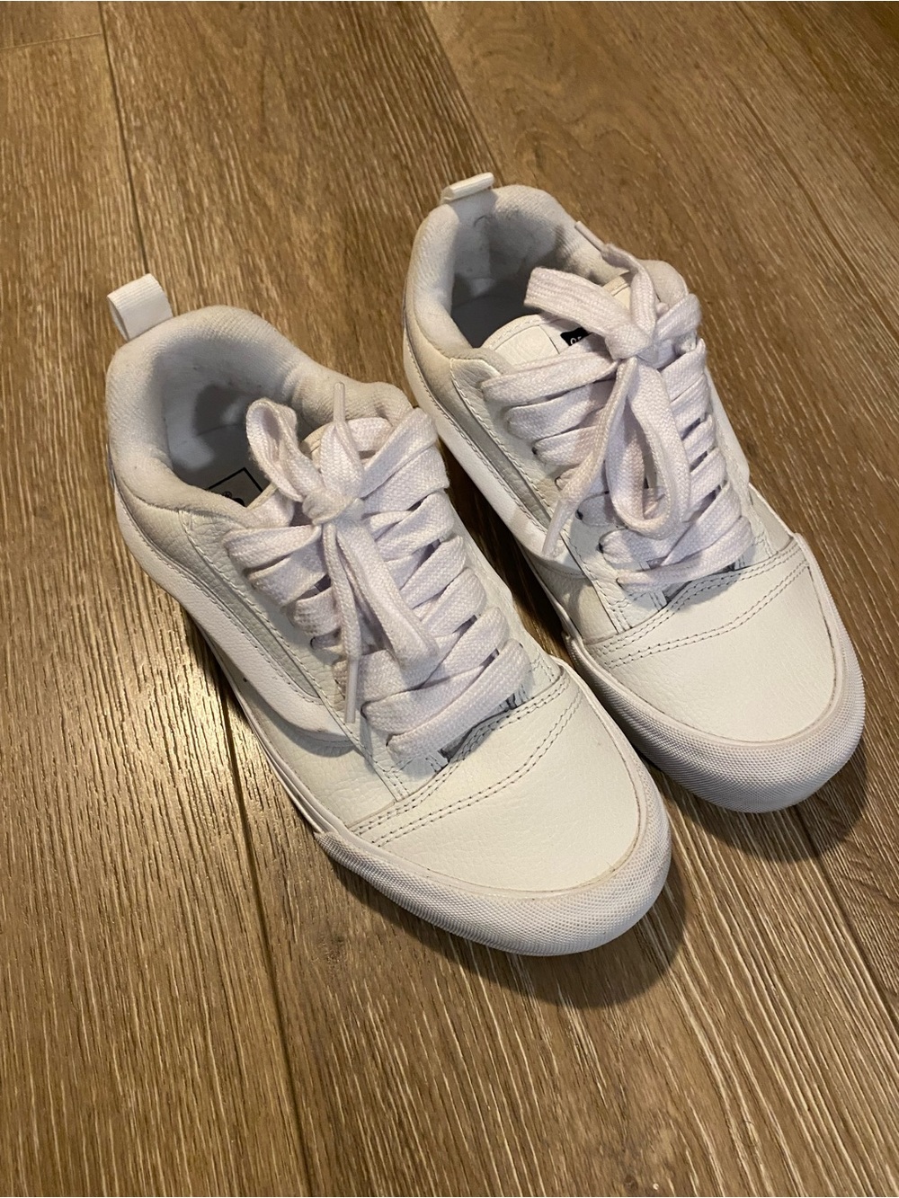 Women's Classic White Lace-Up Sneakers Vans